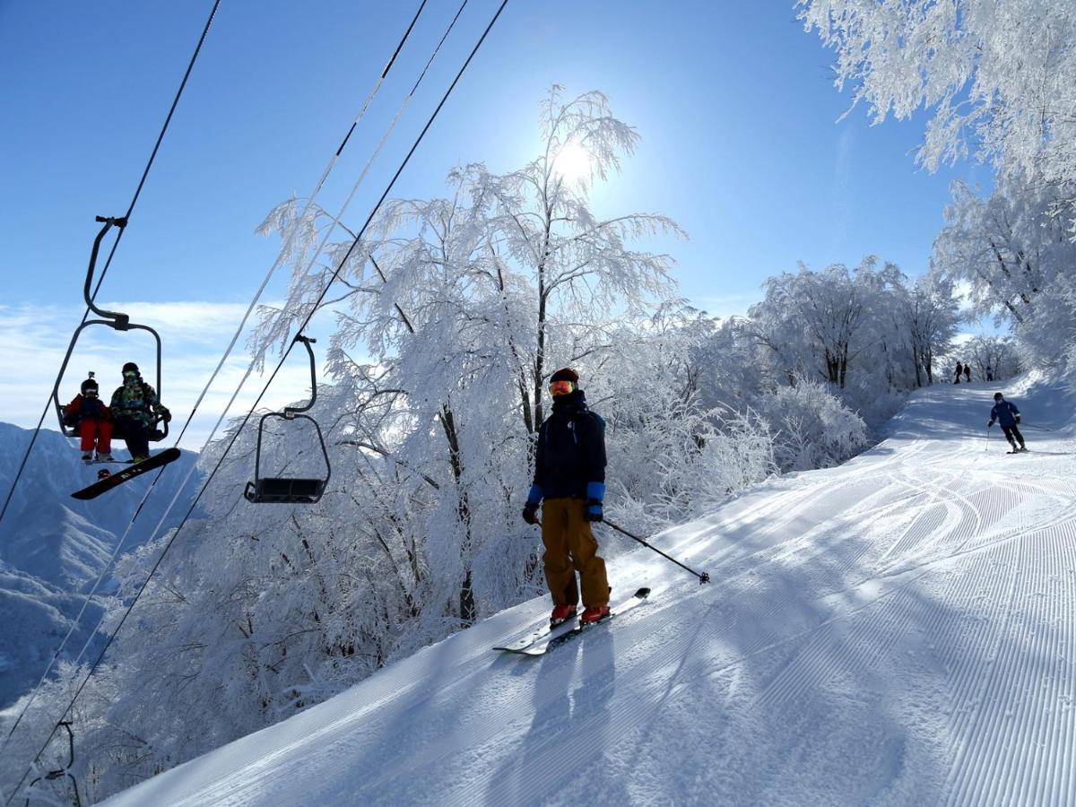 Apprising Hotels Granjam Tsugaike Otari Екстериор снимка